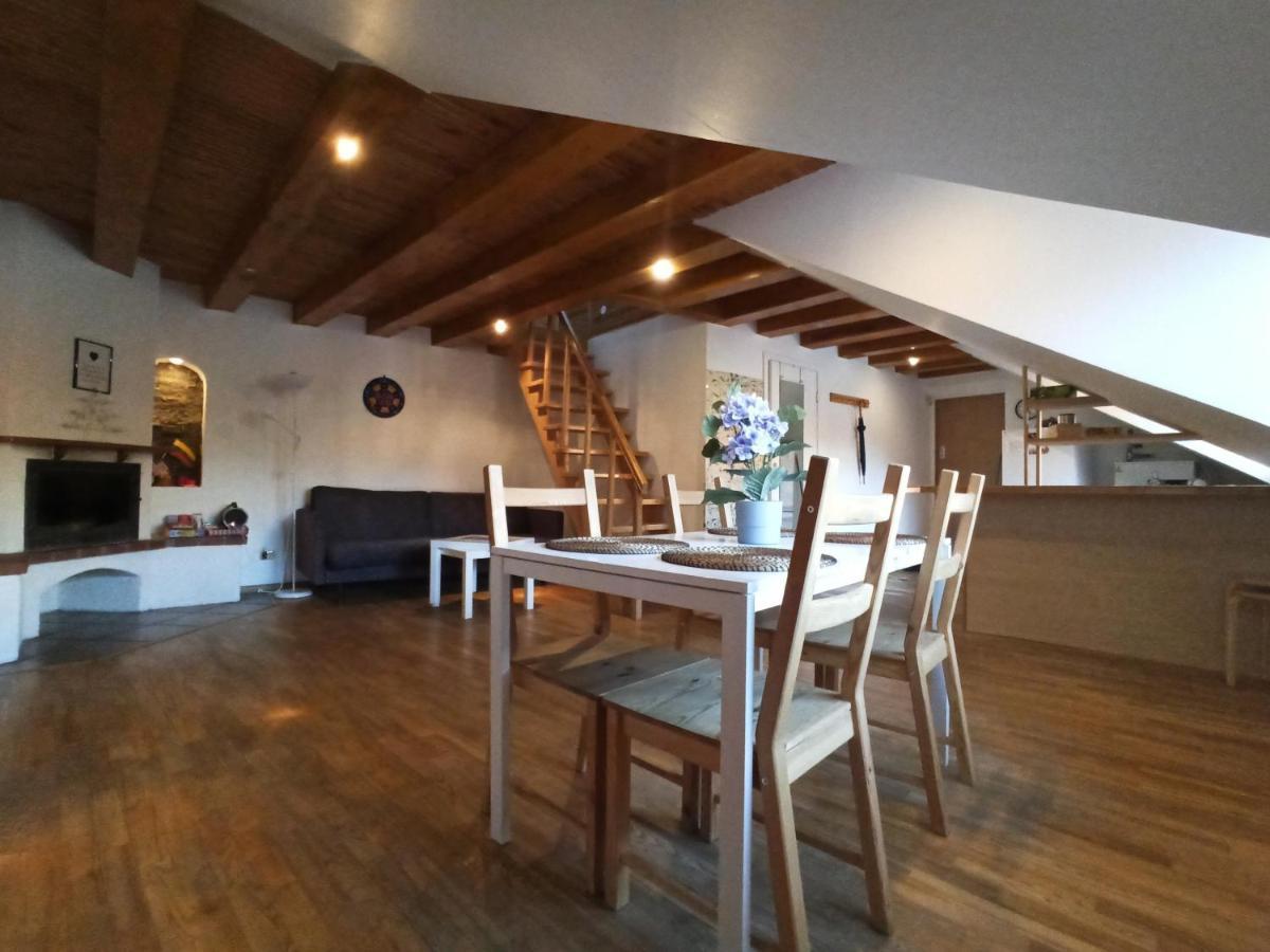 Private Sauna & 4 Bedrooms Old Town Rooftop Apartment Вильнюс Экстерьер фото